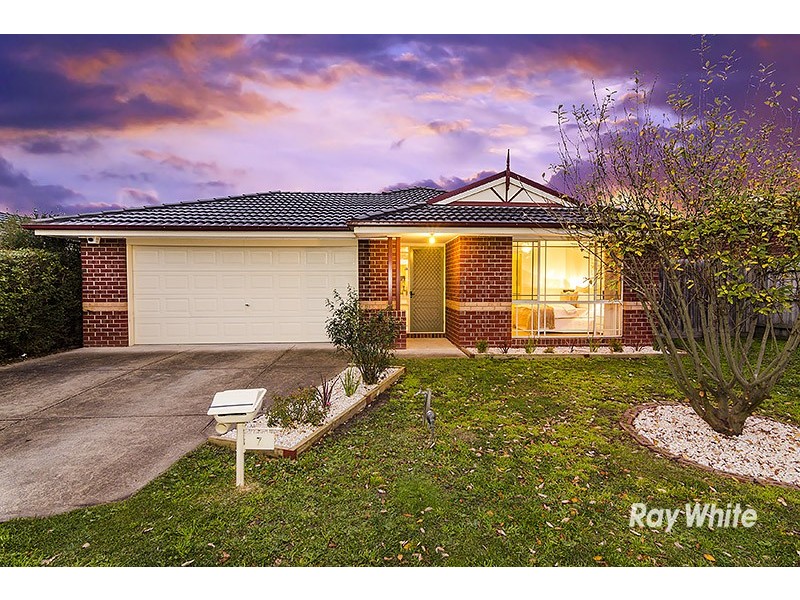 7 Taplan Crescent, Cranbourne West VIC 3977