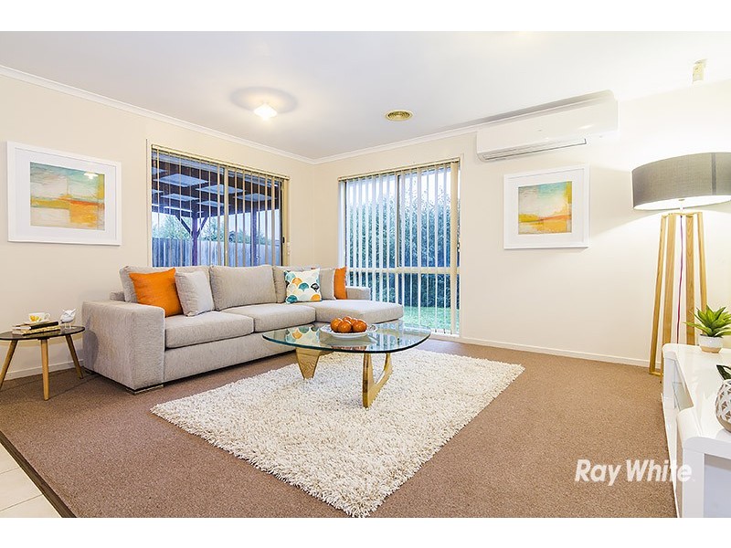 7 Taplan Crescent, Cranbourne West VIC 3977