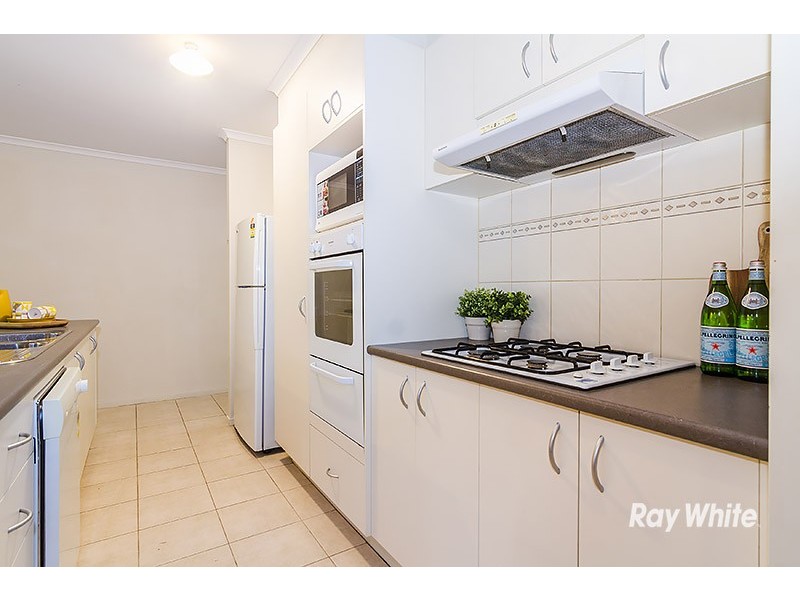 7 Taplan Crescent, Cranbourne West VIC 3977