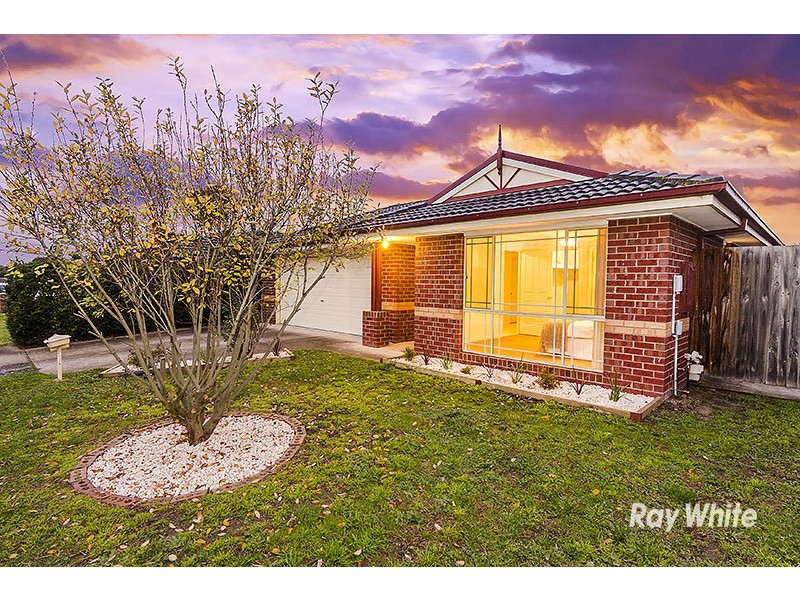 7 Taplan Crescent, Cranbourne West VIC 3977