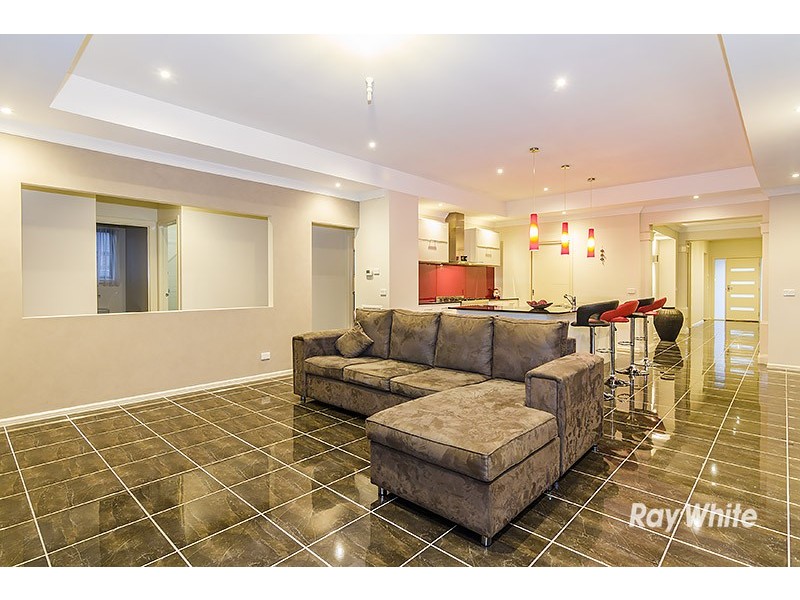 16 Freshwater Boulevard, Lyndhurst VIC 3975