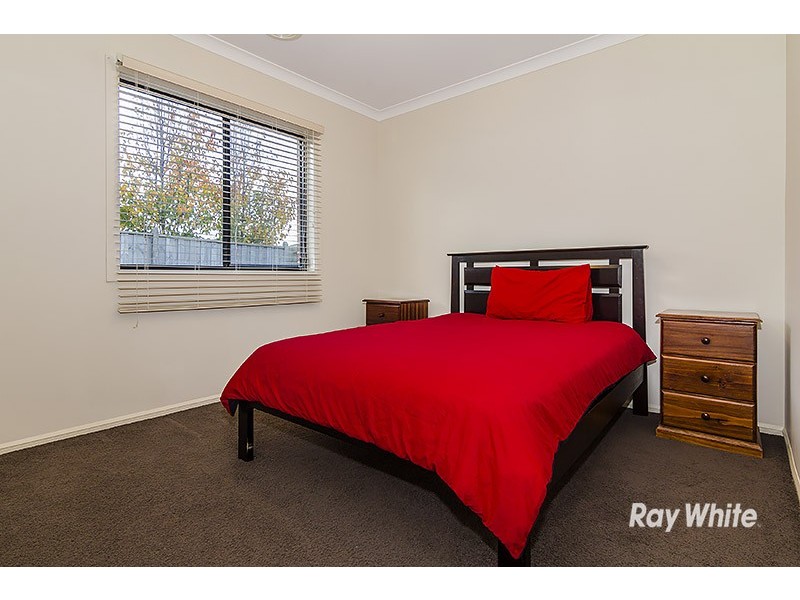 16 Freshwater Boulevard, Lyndhurst VIC 3975