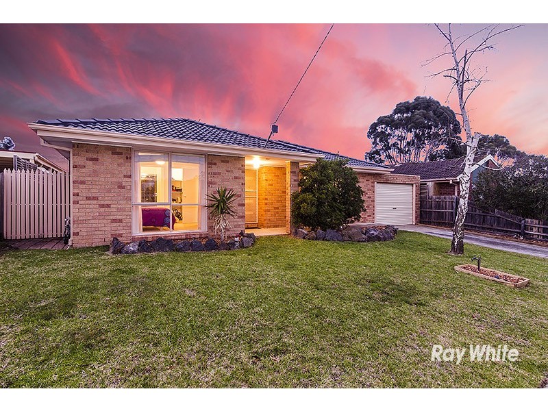 14 Rouse Street, Cranbourne VIC 3977