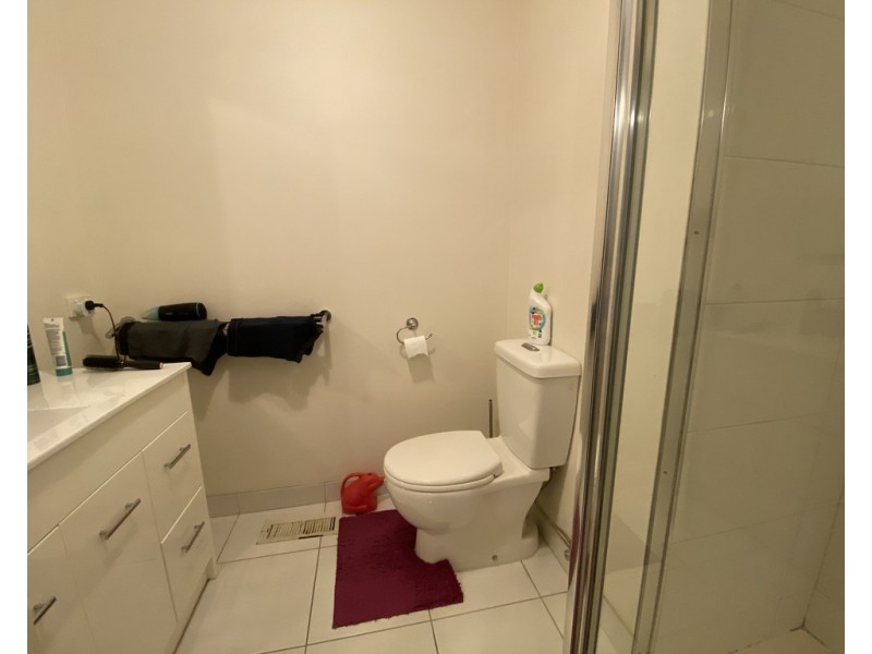 11/284 Pound Road, Hampton Park VIC 3976