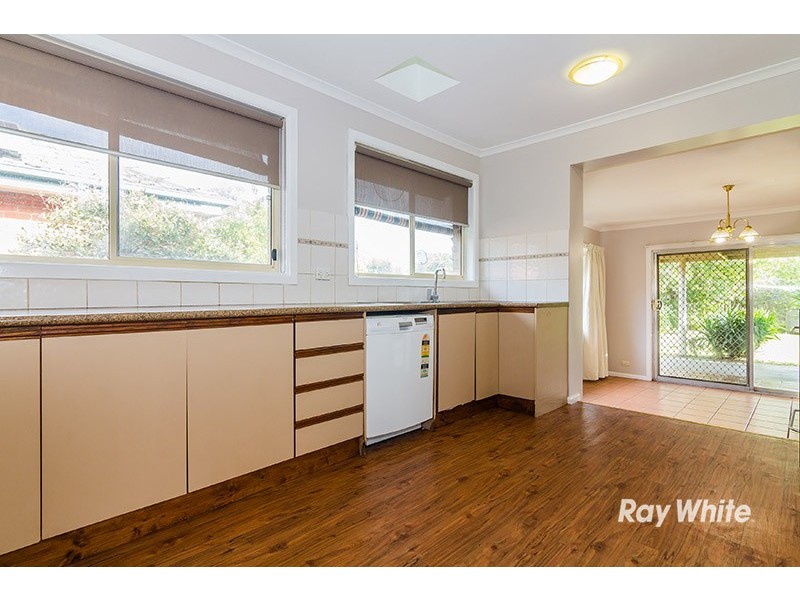 27 Lurline Street, Cranbourne VIC 3977