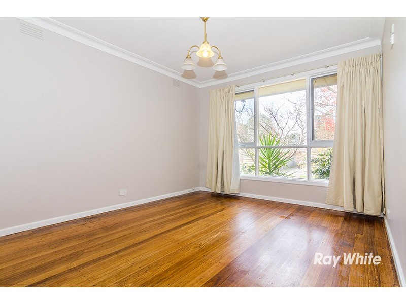 27 Lurline Street, Cranbourne VIC 3977