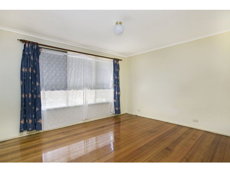 32 Lorna Street, Cranbourne VIC 3977