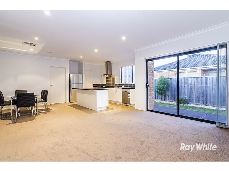 43 Gregson Grove, Lyndhurst VIC 3975