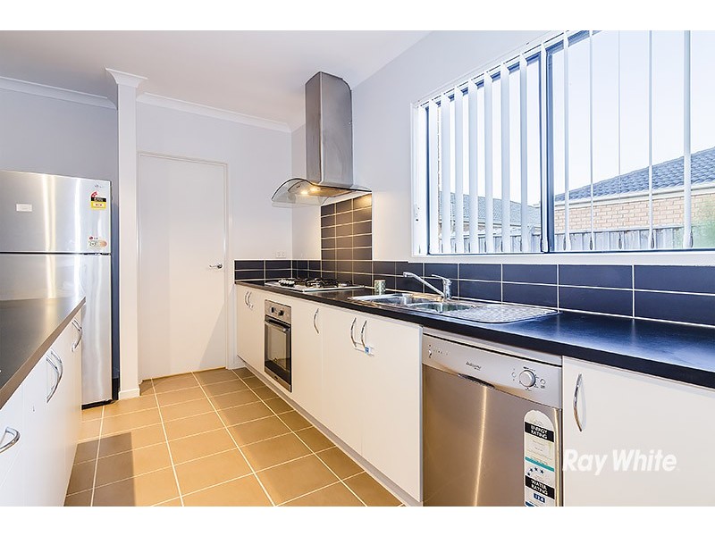 43 Gregson Grove, Lyndhurst VIC 3975