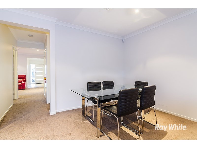 43 Gregson Grove, Lyndhurst VIC 3975