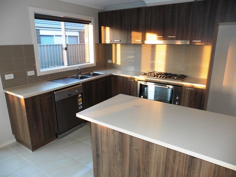 62 McEwan Drive, Cranbourne East VIC 3977