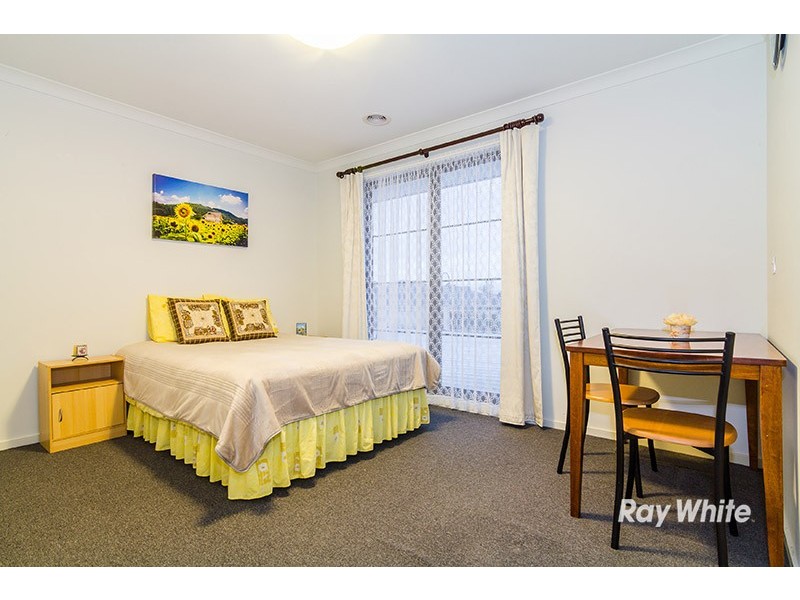 5 Colendy Close, Lyndhurst VIC 3975