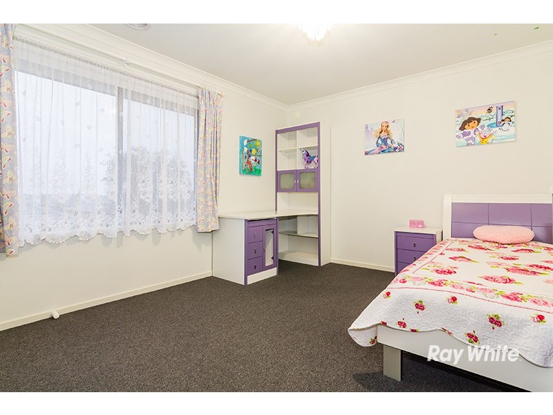 5 Colendy Close, Lyndhurst VIC 3975