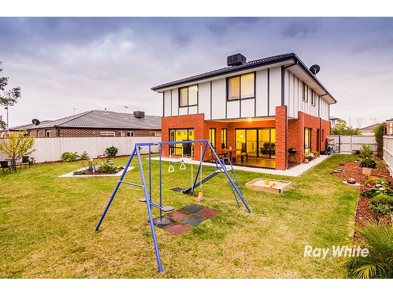 5 Colendy Close, Lyndhurst VIC 3975