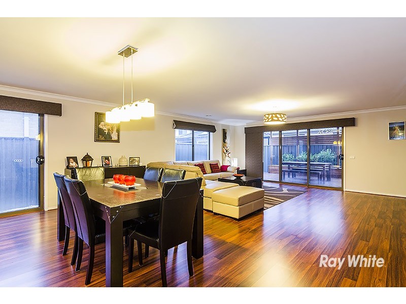 5 Pandora Drive, Cranbourne West VIC 3977