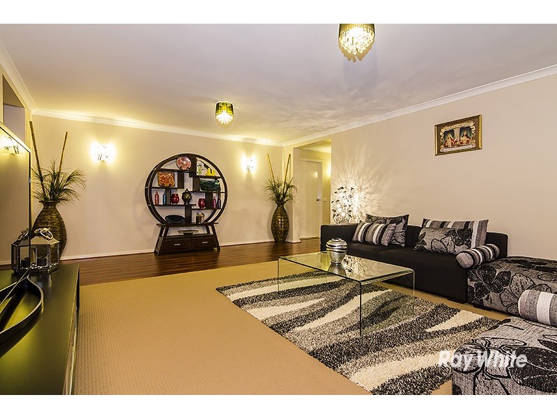 5 Pandora Drive, Cranbourne West VIC 3977