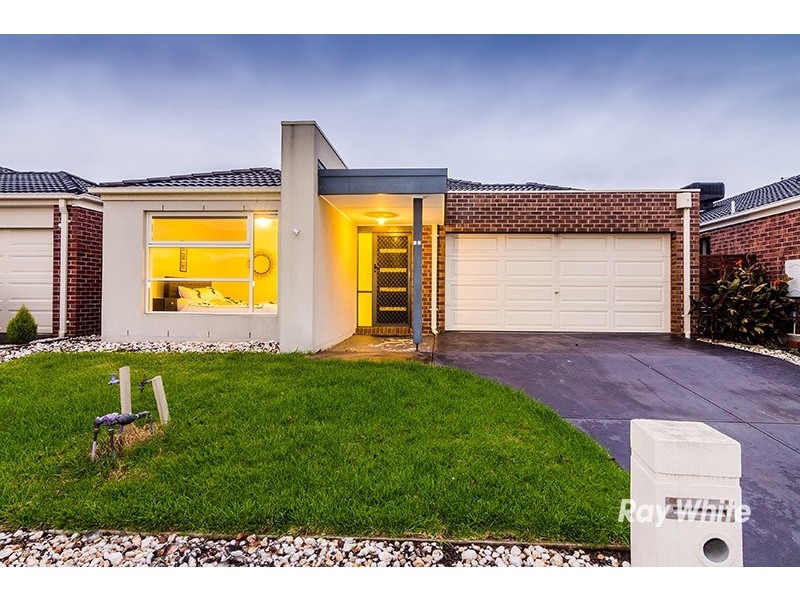 50 Gregson Grove, Lyndhurst VIC 3975