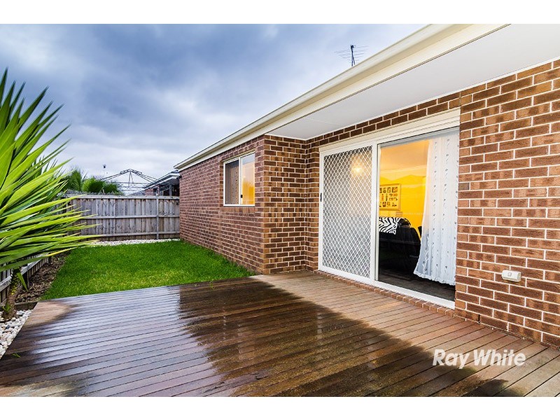 50 Gregson Grove, Lyndhurst VIC 3975