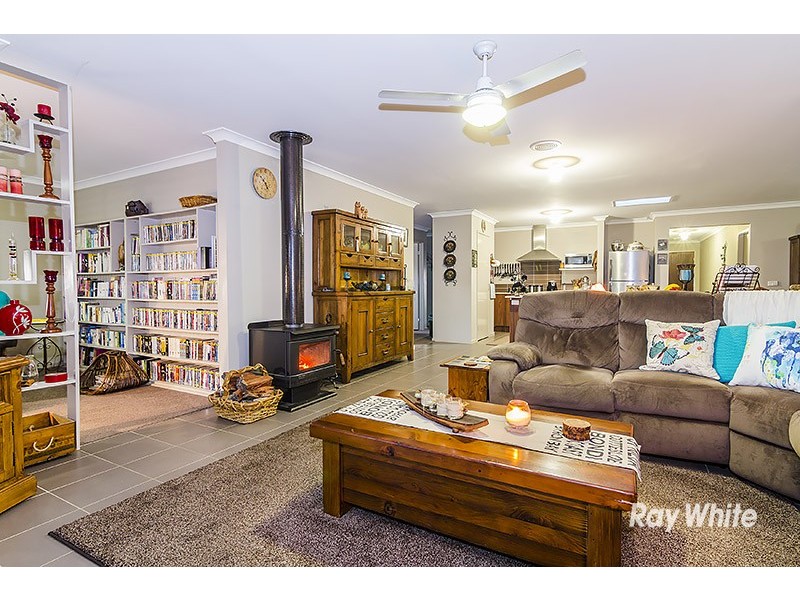 17 Balladonia Gum Circuit, Lyndhurst VIC 3975