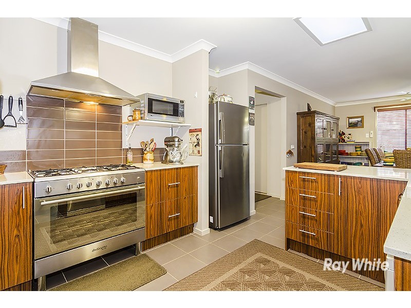 17 Balladonia Gum Circuit, Lyndhurst VIC 3975