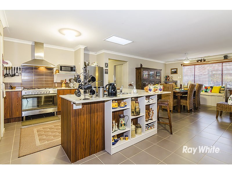 17 Balladonia Gum Circuit, Lyndhurst VIC 3975