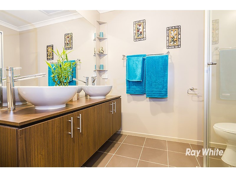 17 Balladonia Gum Circuit, Lyndhurst VIC 3975