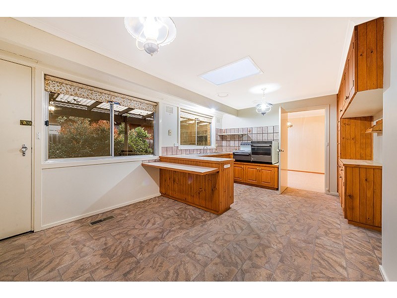 1 Rimfire Crescent, Cranbourne VIC 3977