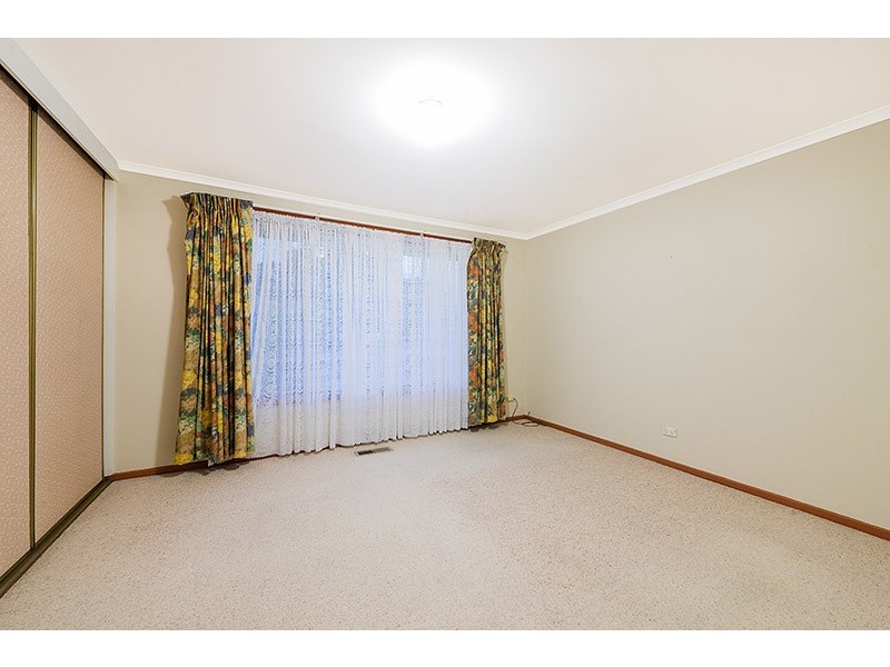 1 Rimfire Crescent, Cranbourne VIC 3977