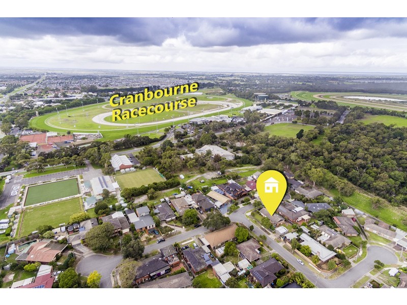 1 Rimfire Crescent, Cranbourne VIC 3977