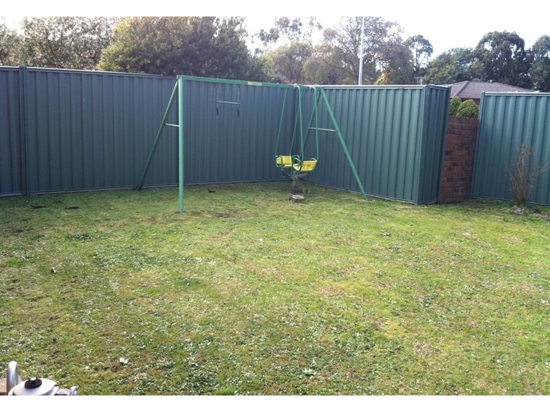 1/11 Blue Gum Court, Narre Warren VIC 3805