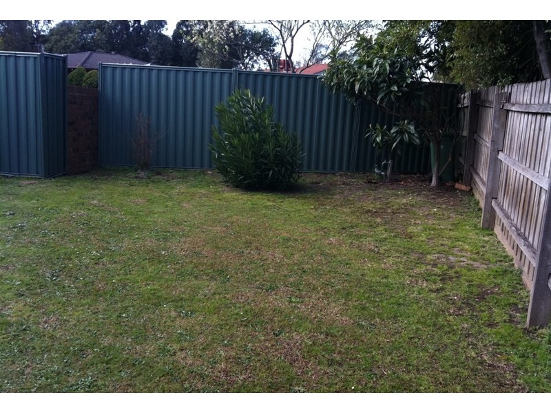 1/11 Blue Gum Court, Narre Warren VIC 3805