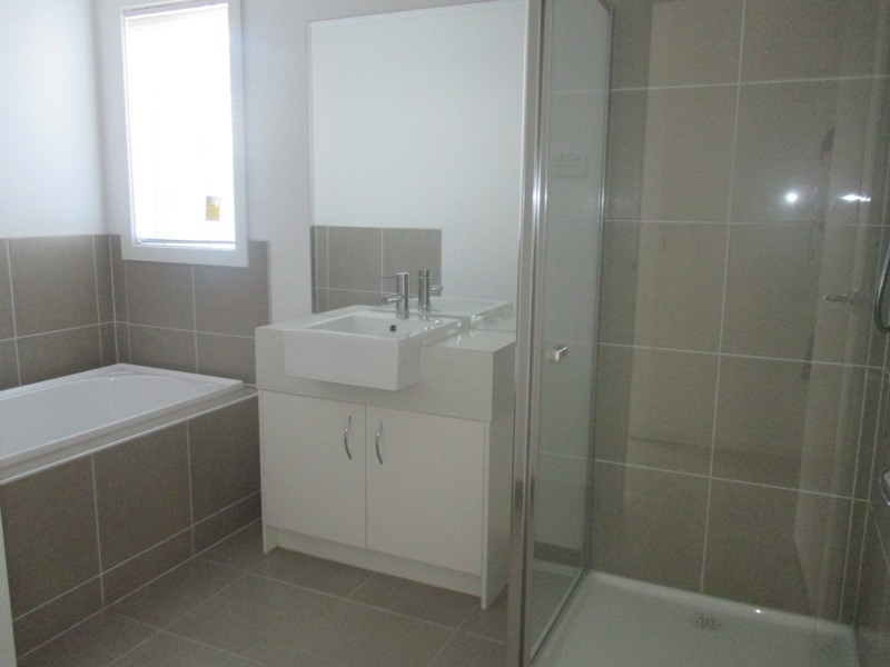 67 Brocker Street, Clyde North VIC 3978