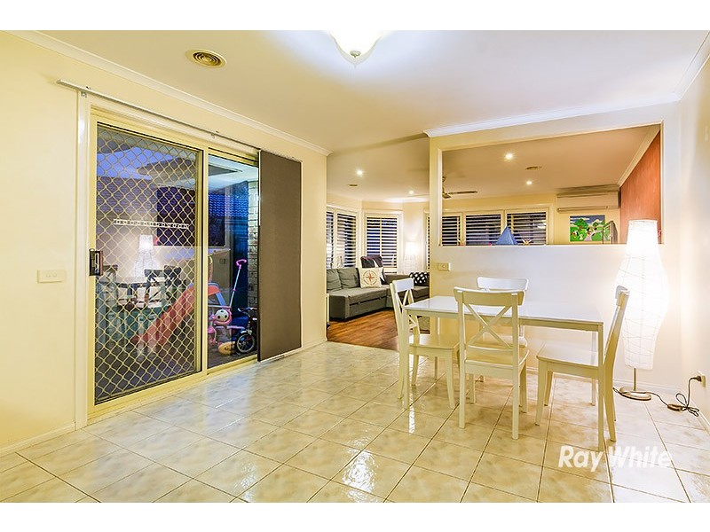 11 Durack Avenue, Lynbrook VIC 3975