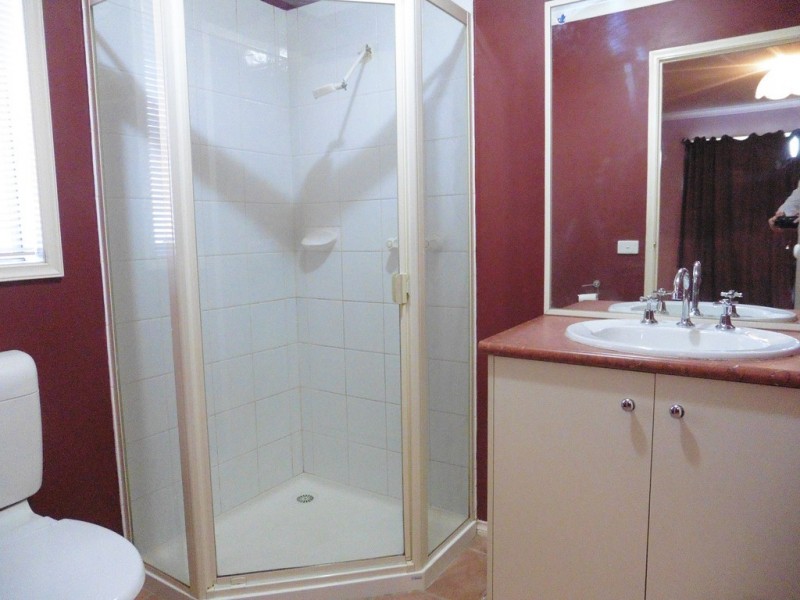 51 Joyce Street, Cranbourne West VIC 3977