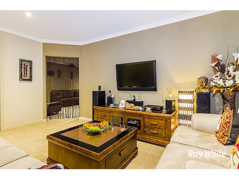 50 William Thwaites Boulevard, Cranbourne North VIC 3977