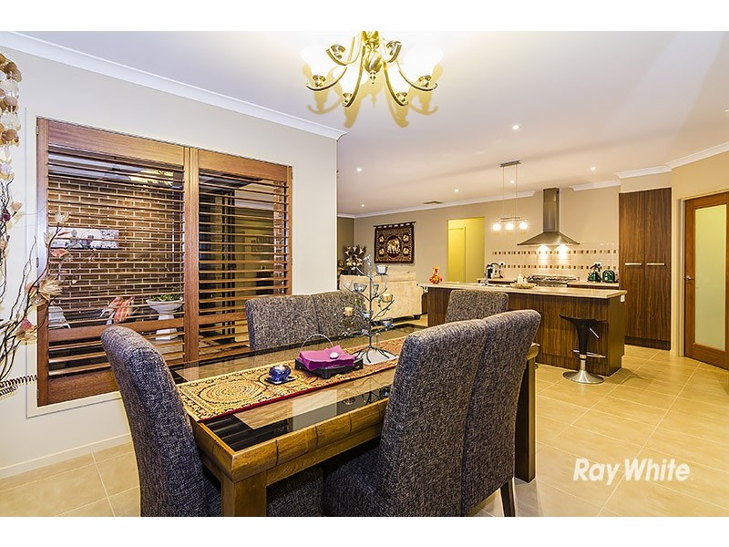 50 William Thwaites Boulevard, Cranbourne North VIC 3977