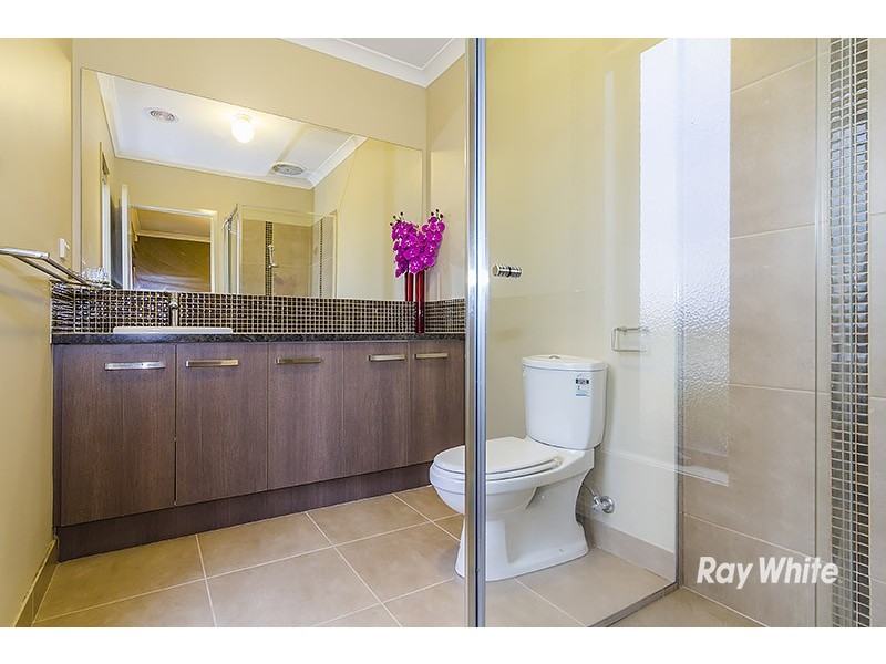 50 William Thwaites Boulevard, Cranbourne North VIC 3977