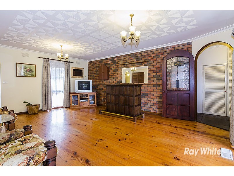 2 Cedar Street, Langwarrin VIC 3910