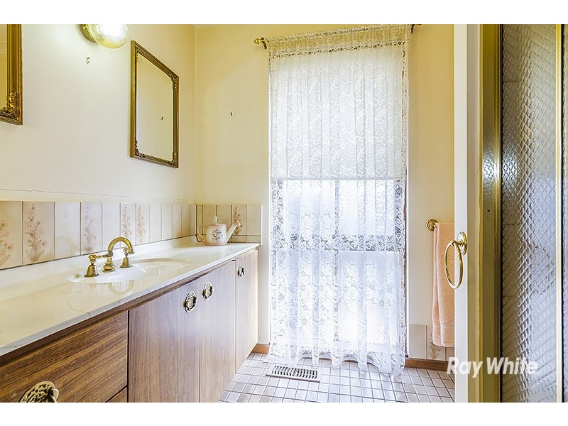 2 Cedar Street, Langwarrin VIC 3910