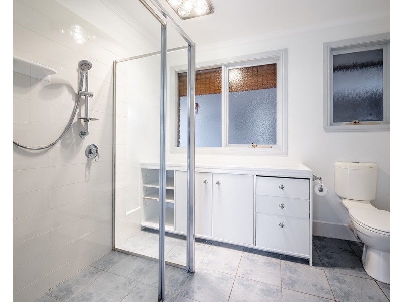 16 Tamworth Court, Cranbourne VIC 3977