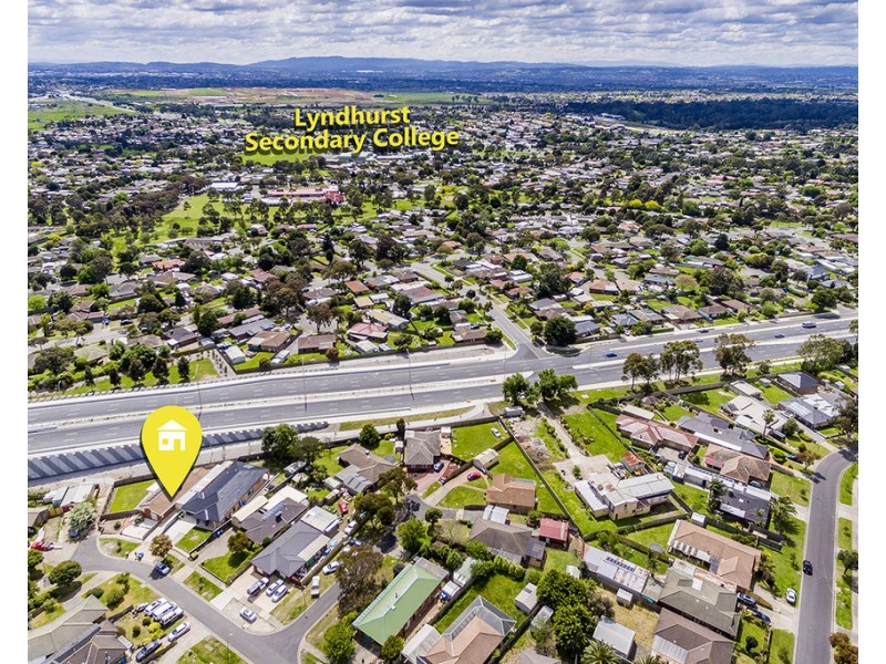 16 Tamworth Court, Cranbourne VIC 3977