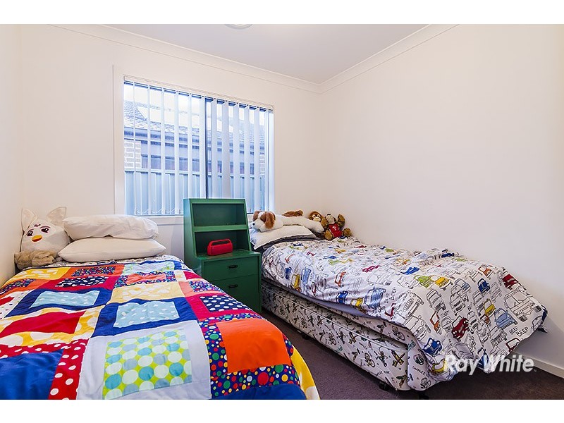 28 Archers Field Drive, Cranbourne East VIC 3977