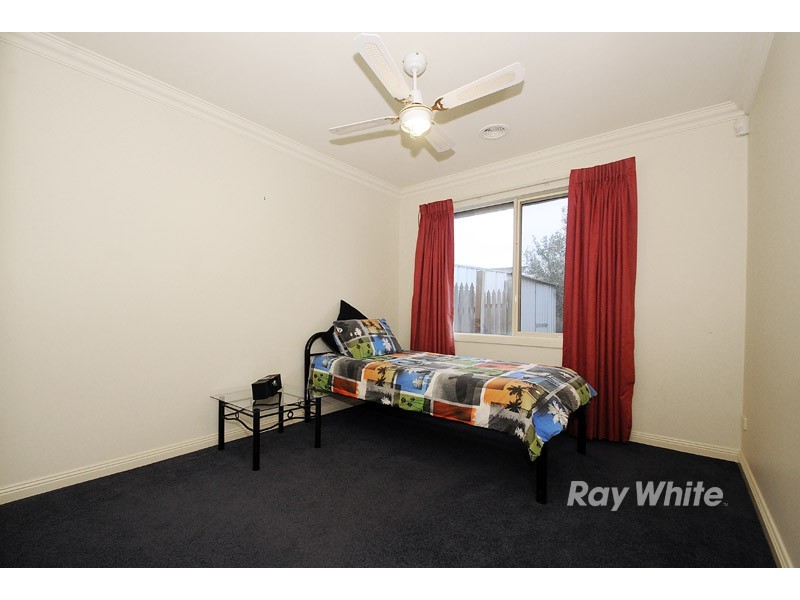 2 Purbeck Place, Narre Warren South VIC 3805
