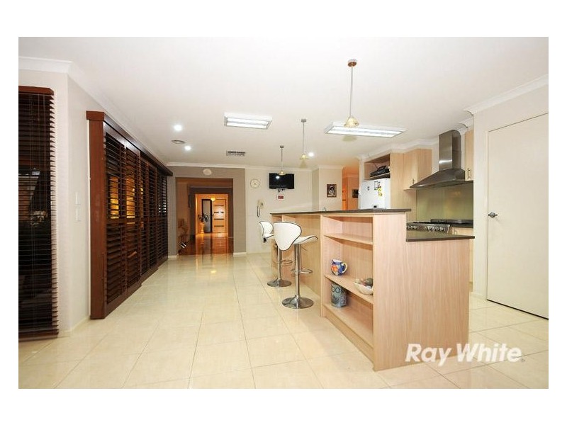 59 Tyndall Street, Cranbourne East VIC 3977