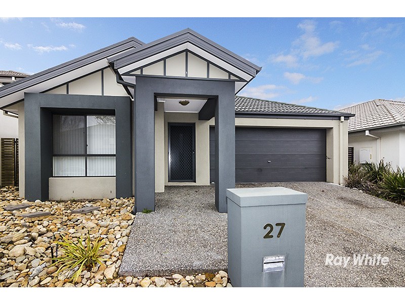27 Hayman Street, Berwick VIC 3806