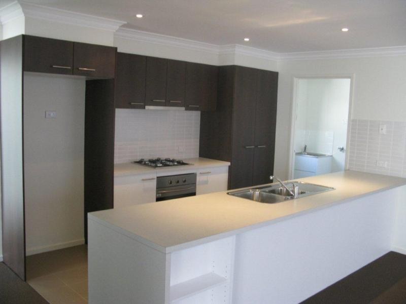 27 Hayman Street, Berwick VIC 3806