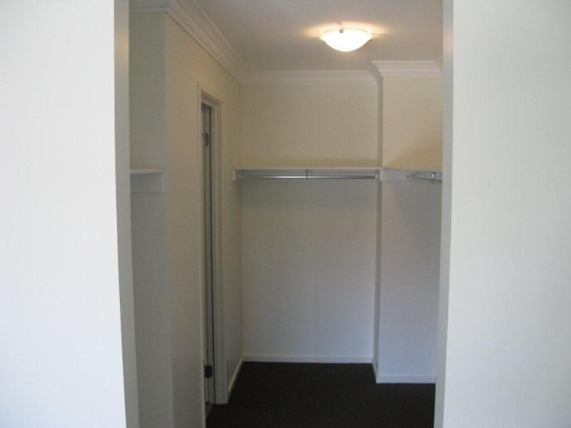 27 Hayman Street, Berwick VIC 3806
