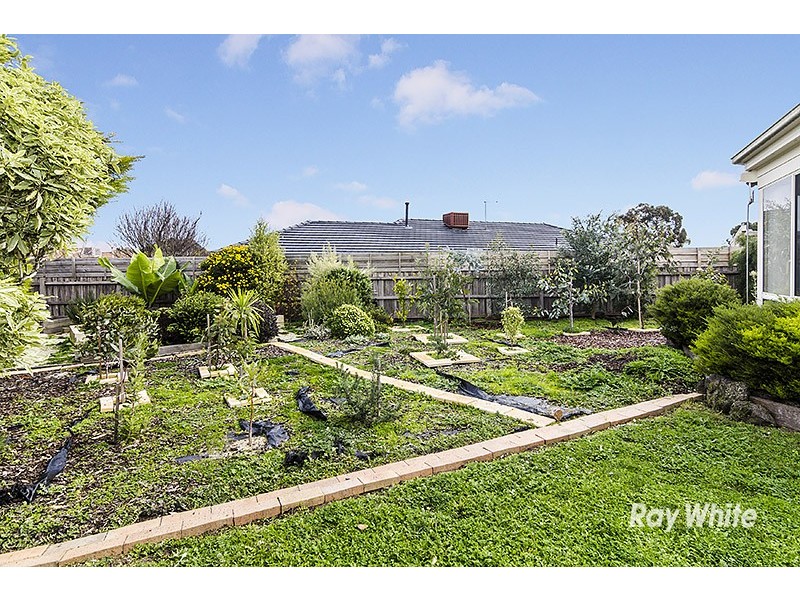 9 Ivy Court, Cranbourne North VIC 3977