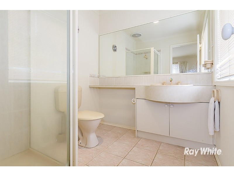 9 Ivy Court, Cranbourne North VIC 3977