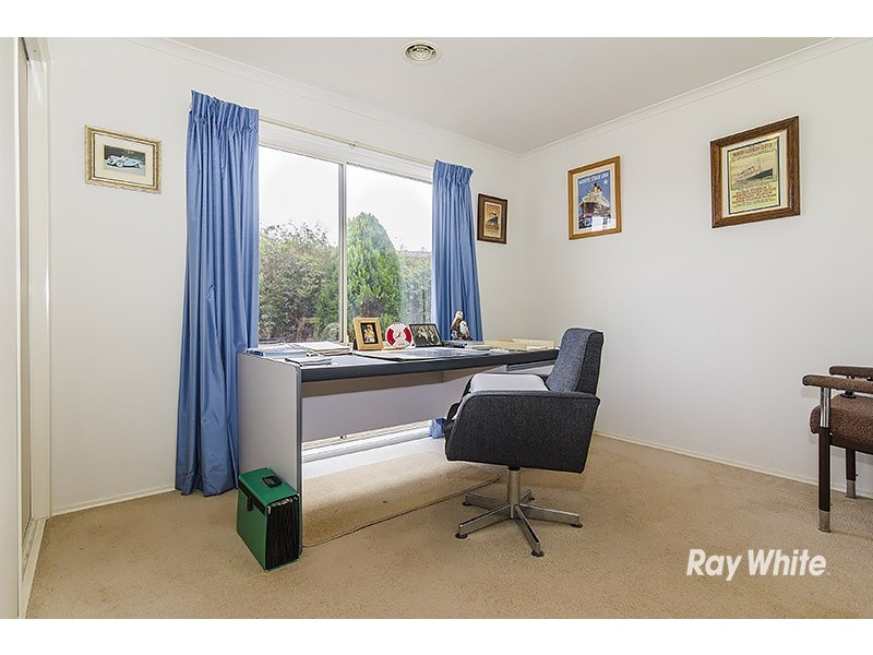 9 Ivy Court, Cranbourne North VIC 3977
